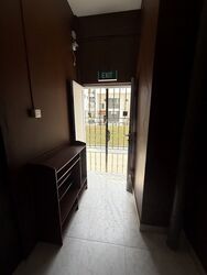 Hougang Avenue 1 (D19), Shop House #611447511